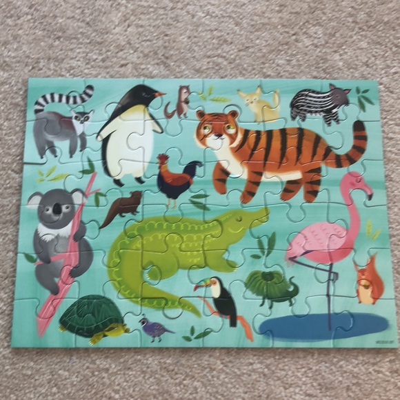 Mudpuppy Animals Of The World Puzzle to go - Picture 2 of 3